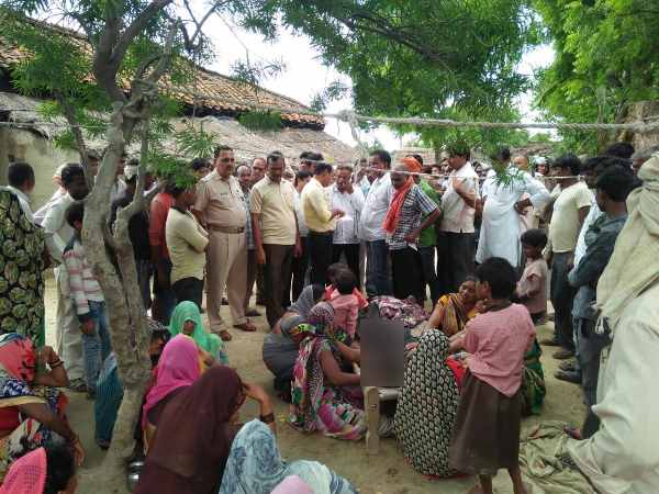 Four children died after being drowned in Gomti river in Sultanpur Four children died after being drowned in Gomti river in Sultanpur
