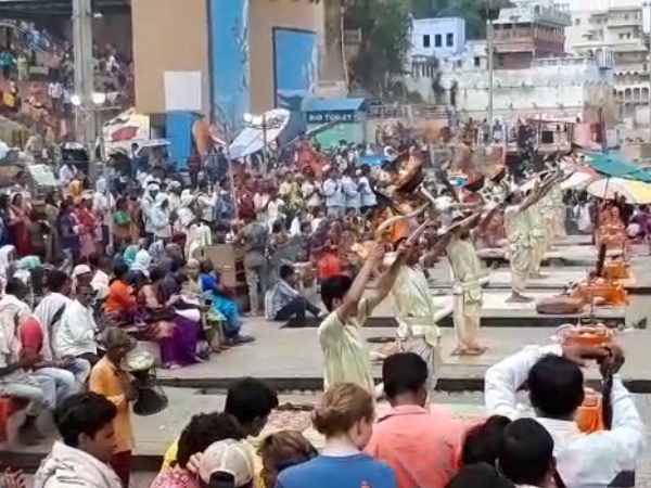 world famous kashi ganga aarti timing change in varanasi world famous kashi ganga aarti timing change in varanasi