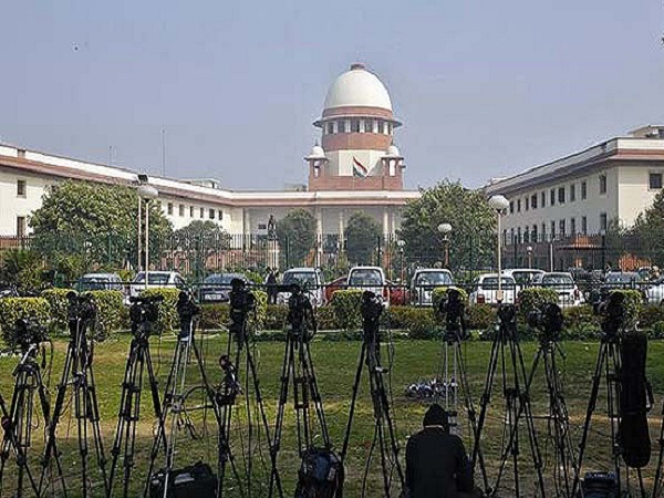 supreme court slams bihar government over muzaffarpur shelter home case supreme court slams bihar government over muzaffarpur shelter home case