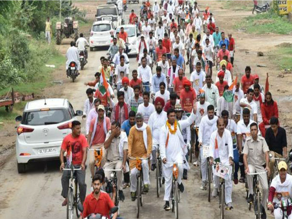 Haryana: Newborn dies as ambulance gets stuck in Congress rally, probe ordered Haryana: Newborn dies as ambulance gets stuck in Congress rally, probe ordered