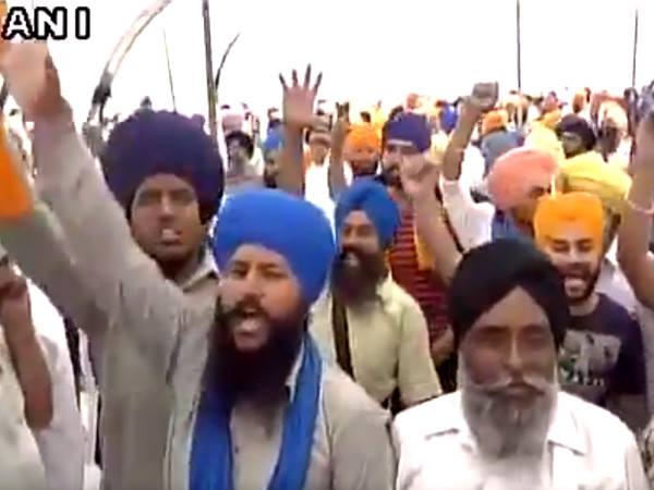 लंदन: भारतीय मूल के लोग करेंगे प्रो-खालिस्तान रैली को काउंटर लंदन: भारतीय मूल के लोग करेंगे प्रो-खालिस्तान रैली को काउंटर
