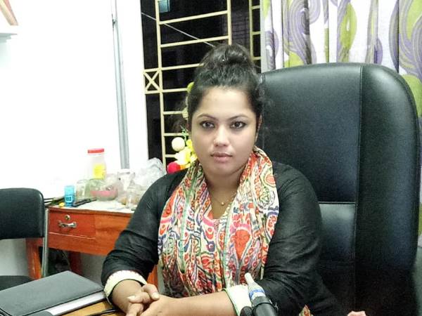 बांग्लादेश: महिला पत्रकार की घर में घुसकर हत्या बांग्लादेश: महिला पत्रकार की घर में घुसकर हत्या