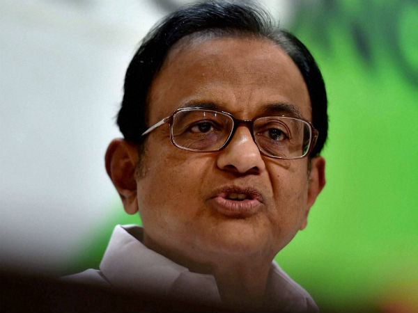 नोटबंदी पर पी चिंदबरम ने मोदी सरकार को घेरा, कहा- 3-4 लाख करोड़ रुपए के काले धन को सफेद किया गया नोटबंदी पर पी चिंदबरम ने मोदी सरकार को घेरा, कहा- 3-4 लाख करोड़ रुपए के काले धन को सफेद किया गया