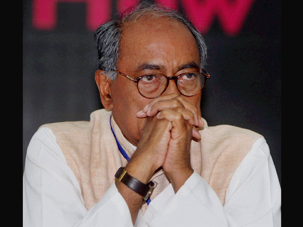 बेघर हुए दिग्विजय सिंह, सुप्रीम कोर्ट के आदेश के बाद खाली किया सरकारी बंगला बेघर हुए दिग्विजय सिंह, सुप्रीम कोर्ट के आदेश के बाद खाली किया सरकारी बंगला