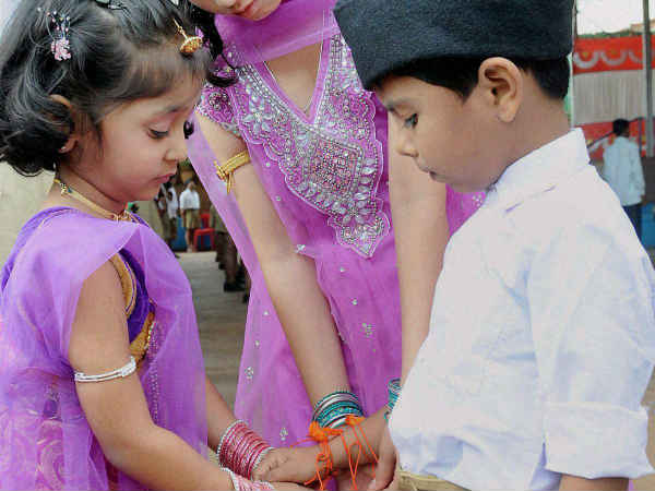 रक्षा सूत्र बांधने के नियम