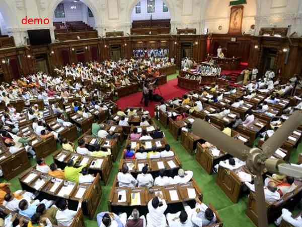 ruckus in proceedings of vidhan sabha vipaksh asks for cm yogis resignation ruckus in proceedings of vidhan sabha vipaksh asks for cm yogis resignation