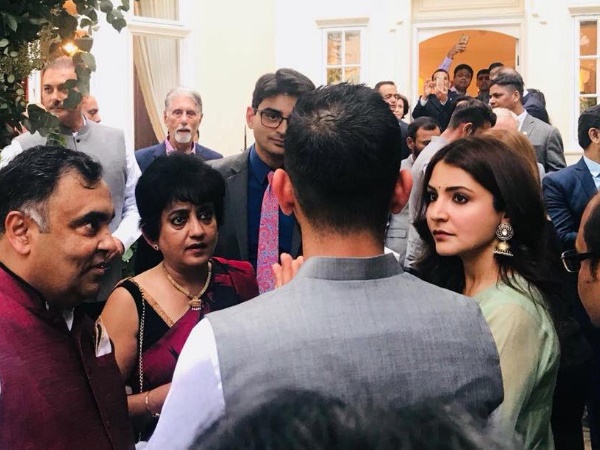 अनुष्का ने नहीं तोड़ा कोई भी प्रोटोकॉल