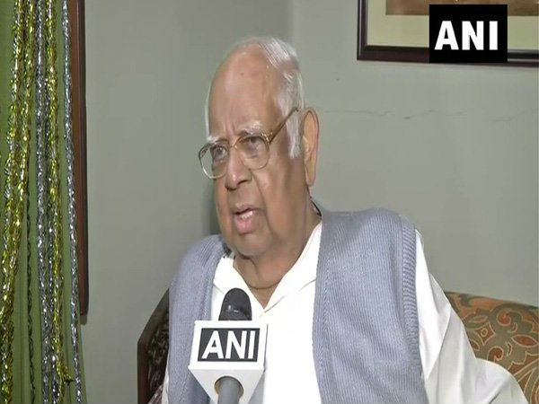 राज्य निर्वाचन आयोग की आलोचना की थी...