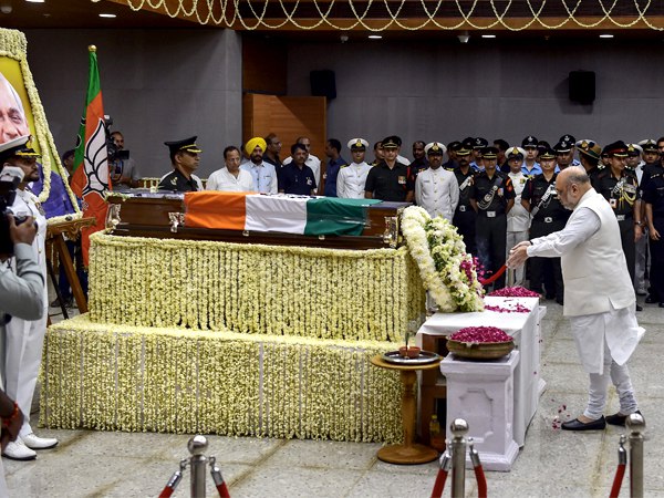 photos: tribute to former prime minister of india atal bihari vajpayee photos: tribute to former prime minister of india atal bihari vajpayee