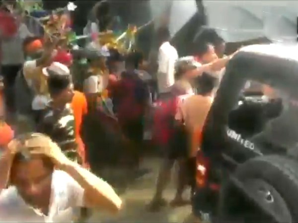आस्था-भक्ति के नाम पर बेकाबू हुए कांवड़िए, बवाल की 12 PICS आस्था-भक्ति के नाम पर बेकाबू हुए कांवड़िए, बवाल की 12 PICS