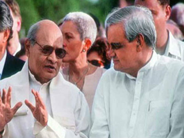 नेहरू और वाजपेयी से जुड़े हैं कई संयोग