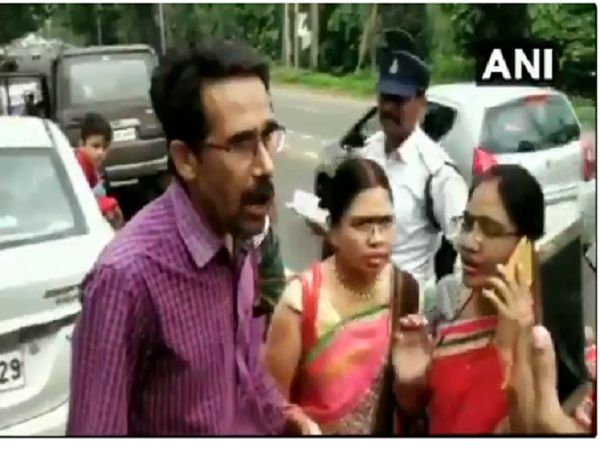Man claiming to be brother in law of CM Shivraj Singh Chouhan created ruckus in bhopal Man claiming to be brother in law of CM Shivraj Singh Chouhan created ruckus in bhopal