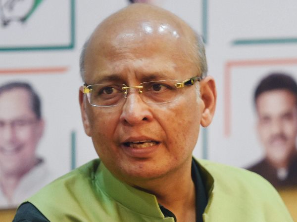 एक ट्वीट पर सिंघवी ने उठाए सवाल
