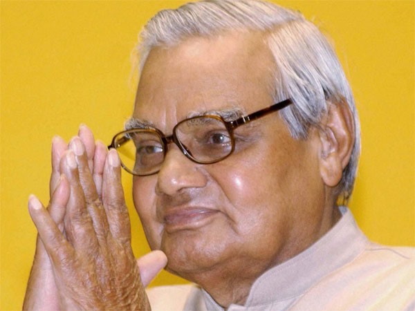Atal Bihari Vajapyee was not in favour of advancing 2004 polls, feared defeat, says Shiv Kumar Pareek Atal Bihari Vajapyee was not in favour of advancing 2004 polls, feared defeat, says Shiv Kumar Pareek