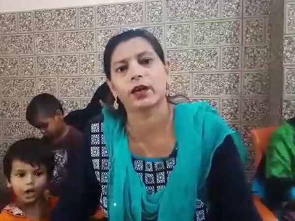 bulandshahr Triple talaq victim to Rahul Gandhi, support us or marry me bulandshahr Triple talaq victim to Rahul Gandhi, support us or marry me
