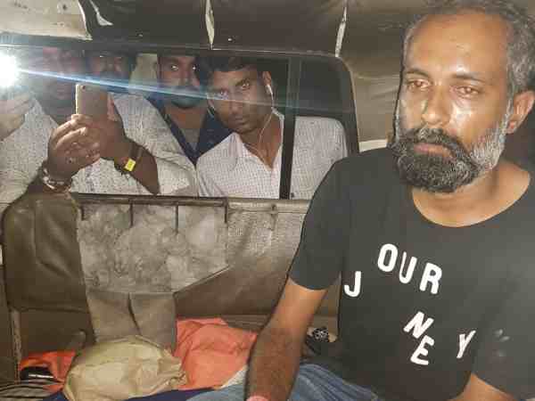 लोग चिल्लाते रहें और प्रॉपर्टी डीलर अपनी गाड़ी से लोगों को बार बार कुचलता रहा लोग चिल्लाते रहें और प्रॉपर्टी डीलर अपनी गाड़ी से लोगों को बार बार कुचलता रहा