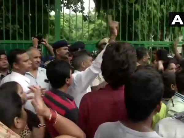 वाटर पंप में ले जाकर रेप