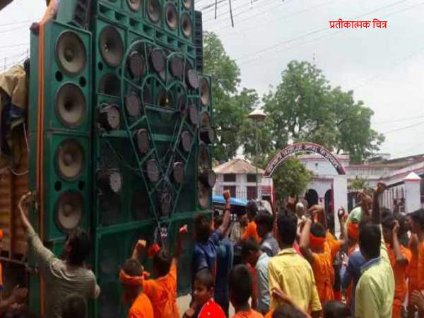 girl who faints after hearing loud DJ played by kanwariya in faizabad girl who faints after hearing loud DJ played by kanwariya in faizabad