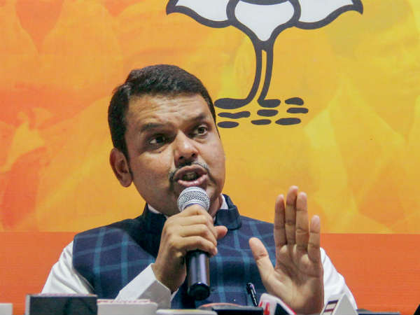मराठा आरक्षण पर राजी हुए सीएम फडणवीस, बोले- ऐसा आरक्षण देंगे जिसे कोर्ट भी न ठुकरा सके मराठा आरक्षण पर राजी हुए सीएम फडणवीस, बोले- ऐसा आरक्षण देंगे जिसे कोर्ट भी न ठुकरा सके