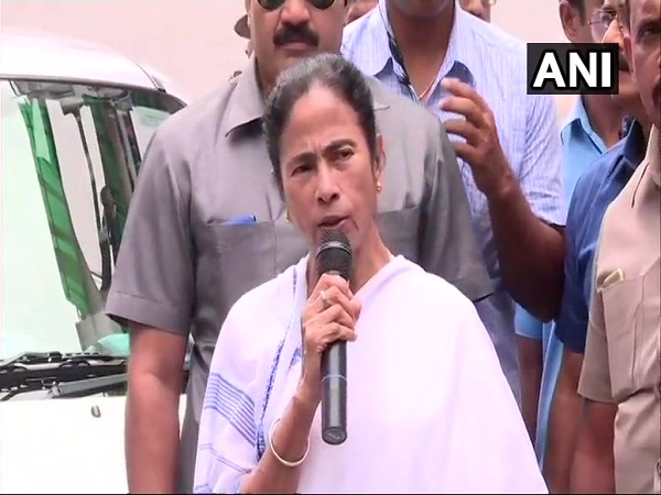 somnath chatterjee to be given highest state honour says mamata banerjee somnath chatterjee to be given highest state honour says mamata banerjee