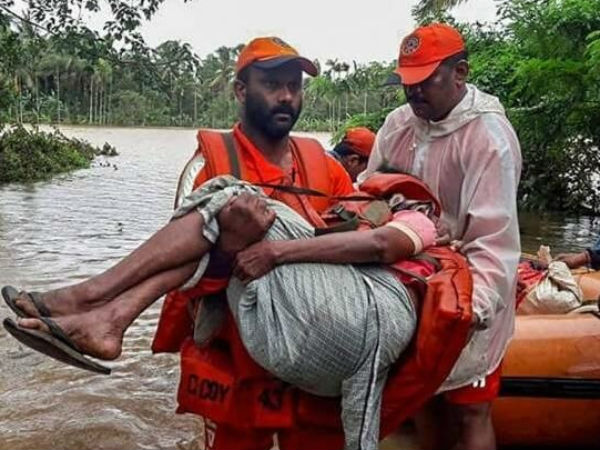 केरल में बाढ़ : अब क्या होगा और कैसे करें मदद केरल में बाढ़ : अब क्या होगा और कैसे करें मदद