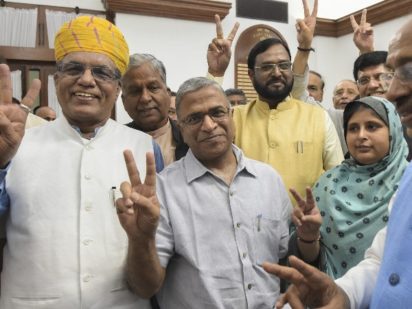यूपी के बलिया में हुआ था जन्म