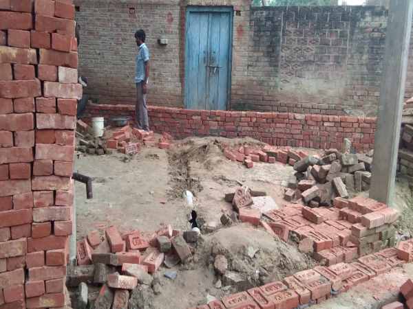 Family did not vote for Pradhan, Closed his way home Family did not vote for Pradhan, Closed his way home