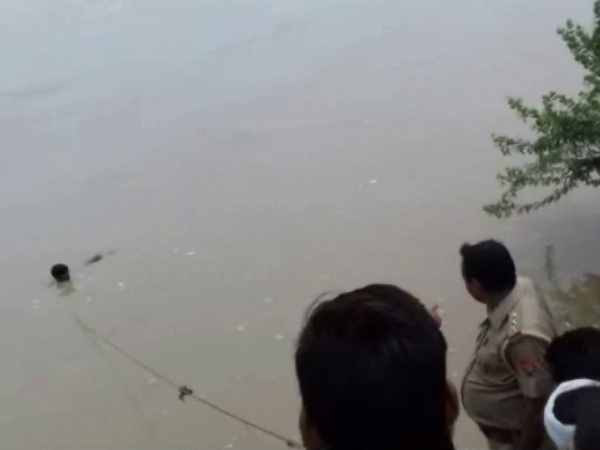 Two girls died due to drowning in Ganges river Two girls died due to drowning in Ganges river