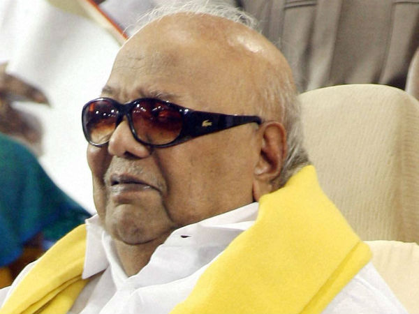 वफादारी के लिए जाने जाते थे करुणानिधि, बीमार पत्नी को छोड़कर की थी पार्टी की बैठक