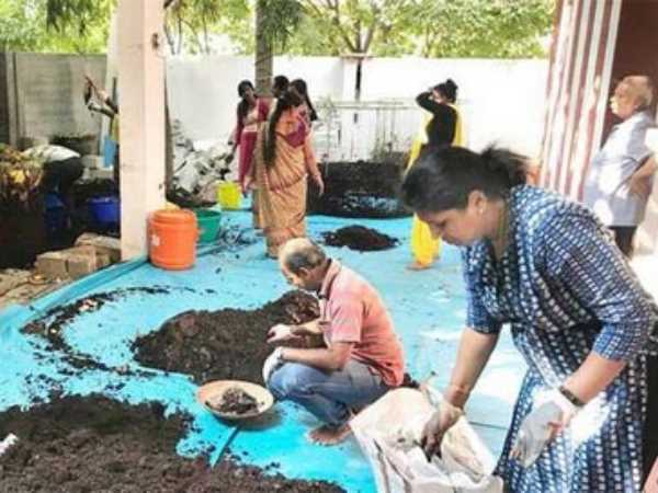 Horticultural department sign MoU with Chennai Corporation to sell compost onlineHorticultural department sign MoU with Chennai Corporation to sell compost online Horticultural department sign MoU with Chennai Corporation to sell compost onlineHorticultural department sign MoU with Chennai Corporation to sell compost online