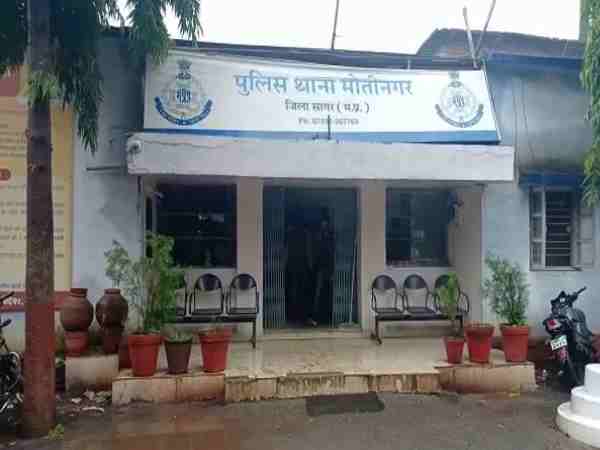fake students were sitting in railway test centre fake students were sitting in railway test centre