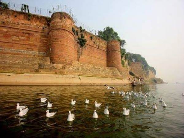 अव्यवस्था का शिकार है किला