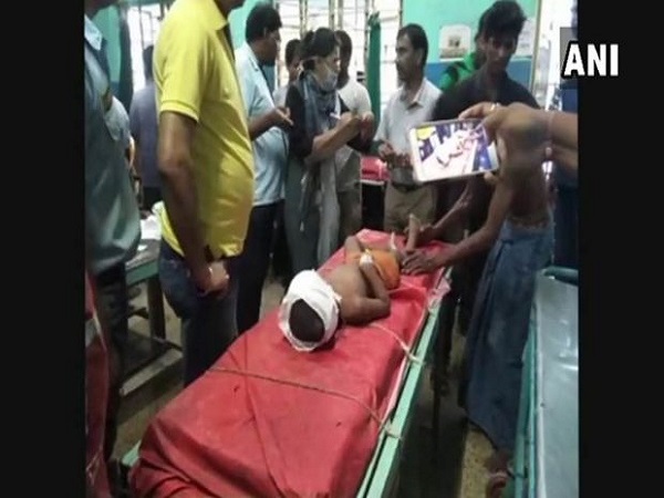 west bengal: 3 years old shot during clash in malda over the issue of formation of panchayat board west bengal: 3 years old shot during clash in malda over the issue of formation of panchayat board