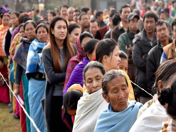 अपने तरीके से जाहिर कर सकते हैं देशप्रेम