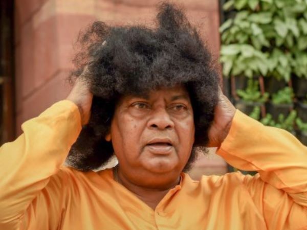 विशेष राज्य दर्जे की मांग को लेकर टीडीपी के प्रदर्शन में हुए शामिल