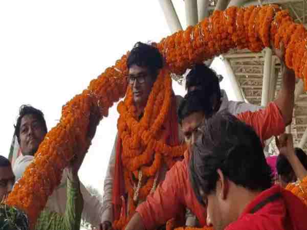 IAS Chaudhary grand welcome by BJP workers in raipur IAS Chaudhary grand welcome by BJP workers in raipur