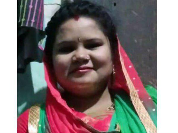 A husband murdered his wife in front of a 3-year-old son in Noida A husband murdered his wife in front of a 3-year-old son in Noida