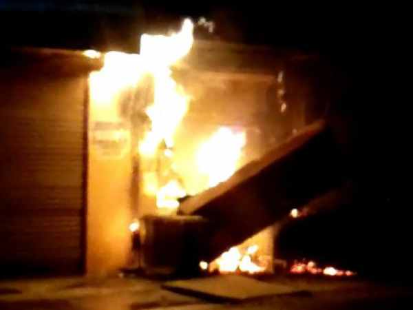 Fire ablaze PNB ATM machine in Bijnor Fire ablaze PNB ATM machine in Bijnor