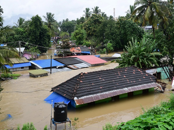 kerala rains: rain and flood hit several areas of state, 26 dead and thousands affected kerala rains: rain and flood hit several areas of state, 26 dead and thousands affected