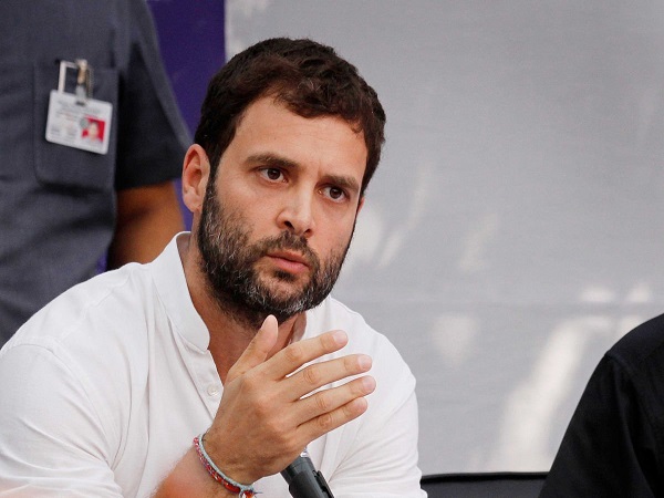 'नौकरियां हैं ही कहां'