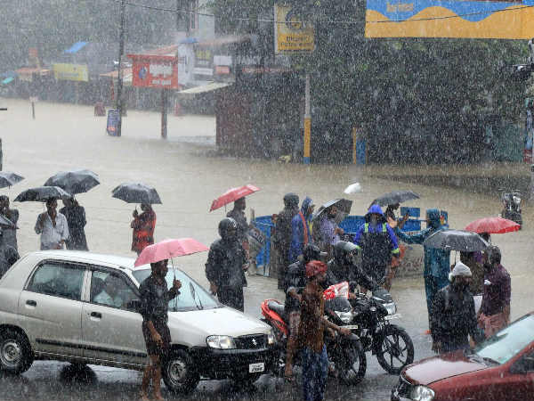 यूपी सहित इन 16 राज्यों में अगले दो दिन पड़ेंगे भारी, आपदा प्रबंधन ने दी भारी बारिश की चेतावनी यूपी सहित इन 16 राज्यों में अगले दो दिन पड़ेंगे भारी, आपदा प्रबंधन ने दी भारी बारिश की चेतावनी