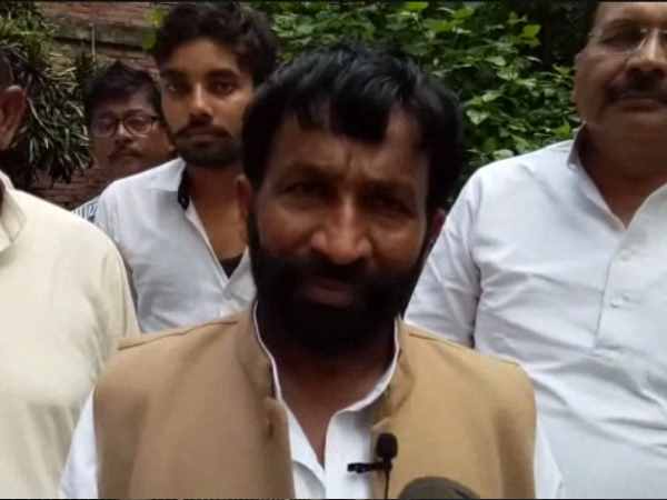 sp leader syad ali remarks on amar singh sp leader syad ali remarks on amar singh