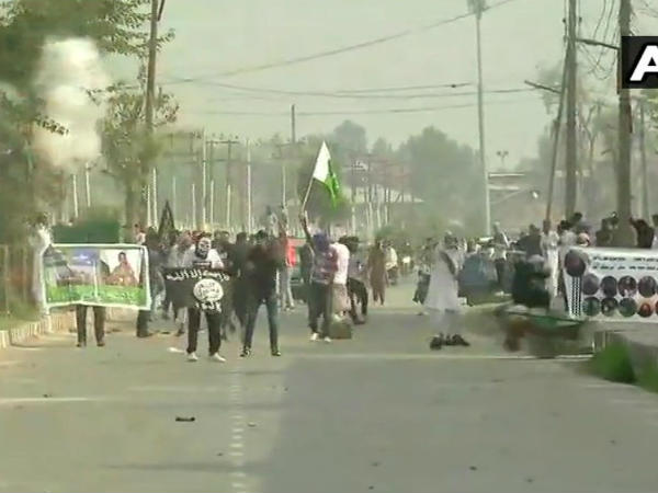 srinagar-clash srinagar-clash