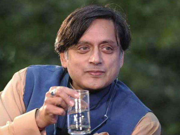 हिंदू पत्नी के लिए खड़े नहीं हुए थरूर: स्वामी