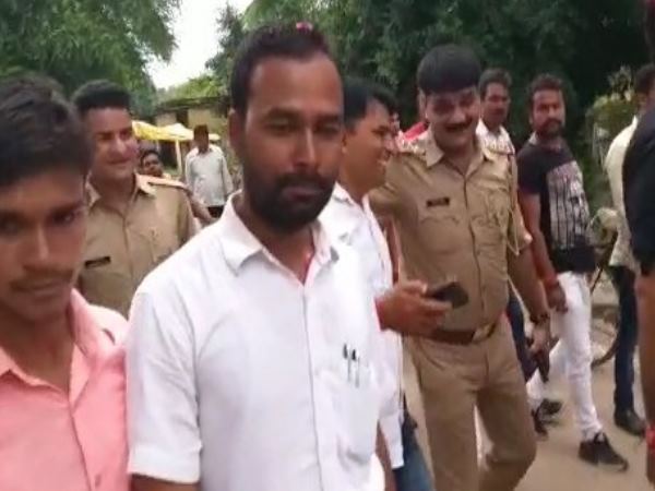 up police officer seen laughing during kalash yatra of atal bihari vajpayee up police officer seen laughing during kalash yatra of atal bihari vajpayee