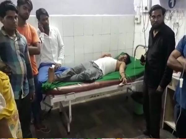 greater noida 2 goons shoot 2 men in uttar pradesh greater noida 2 goons shoot 2 men in uttar pradesh