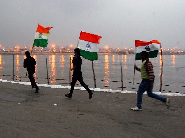 इंद्रधनुष का जिक्र माउंटबेटन की रिपोर्ट में...
