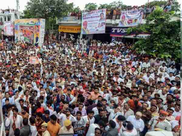 fifty people injured as Stone thrown on gaurav yatra in rajasthan fifty people injured as Stone thrown on gaurav yatra in rajasthan