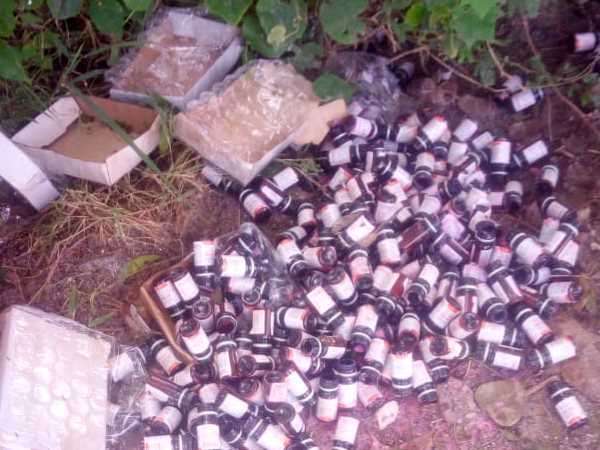unnao, lots of medicines found in field cmo stunned unnao, lots of medicines found in field cmo stunned