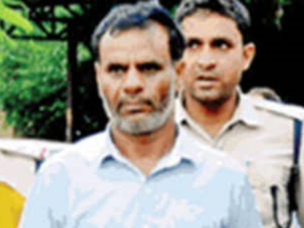'बेरहम बनने के पीछे उसका बचपन'